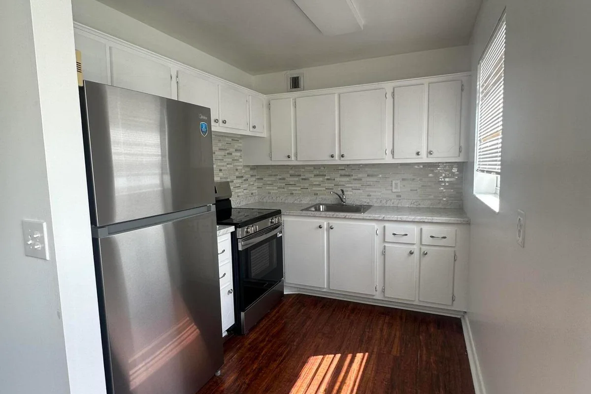 195 Windsor I, West Palm Beach: photo 1 of 19