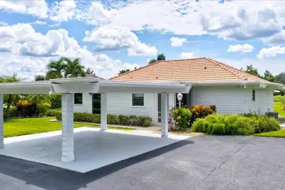 13867 Eastpointe Way, Palm Beach Gardens: photo 1 of 43