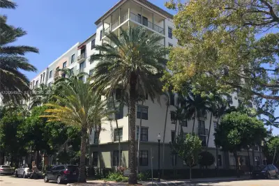 1919 Van Buren St #502A, Hollywood: photo 1 of 19