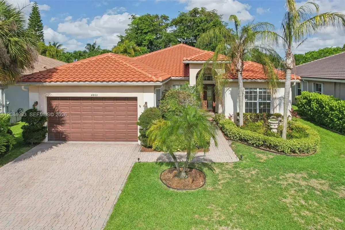 4460 Mariners Cove Dr, Wellington: photo 1 of 68