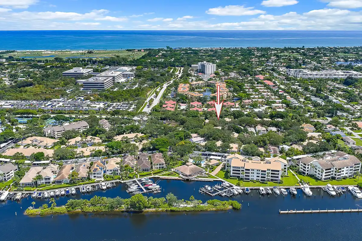 7 Grand Bay Cir, Juno Beach: photo 1 of 30