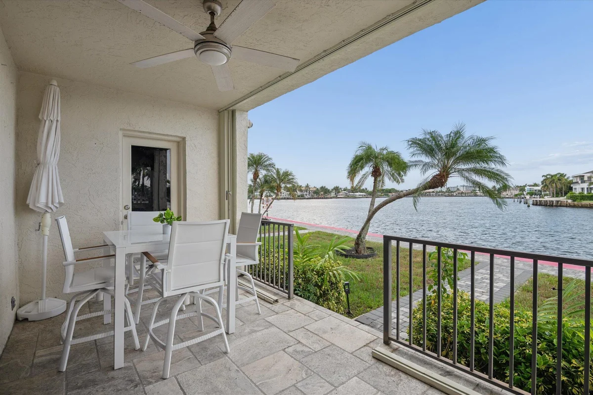 1101 S Riverside Dr #103, Pompano Beach: photo 1 of 24