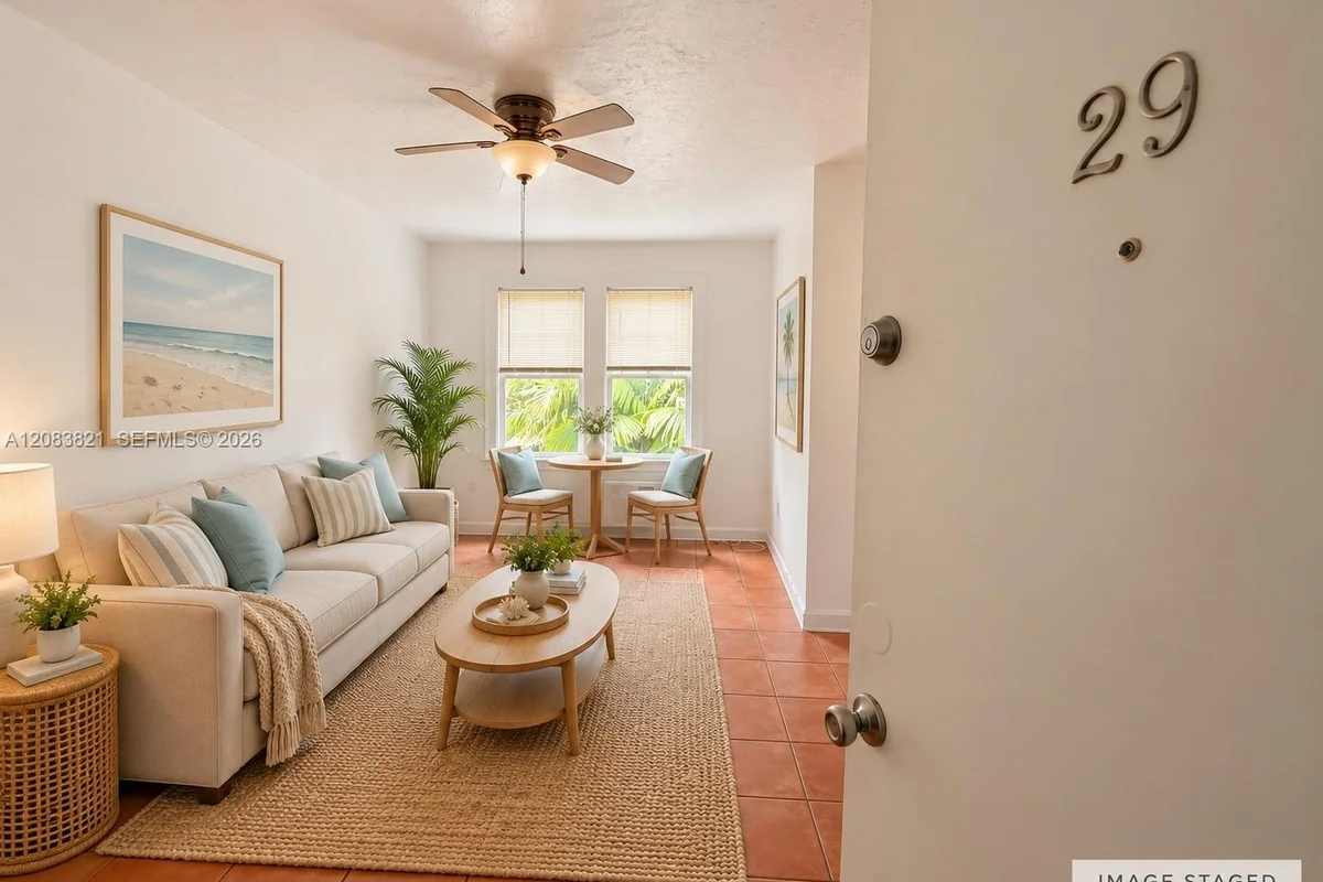 1615 Pennsylvania Ave #29, Miami Beach: photo 1 of 18