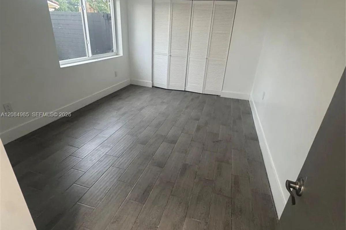 19340 Bel Aire Dr #1, Cutler Bay: photo 1 of 5