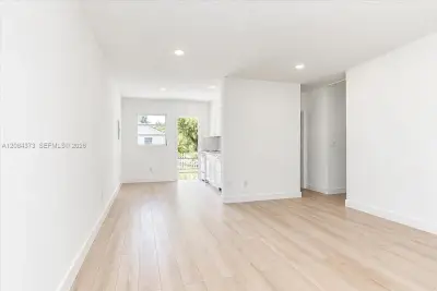 355 NE 55th Ter #2, Miami: photo 1 of 16
