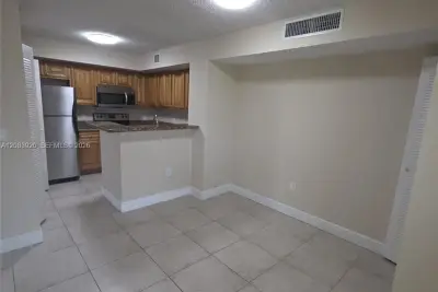 12142 St Andrews Pl #110, Miramar: photo 1 of 11