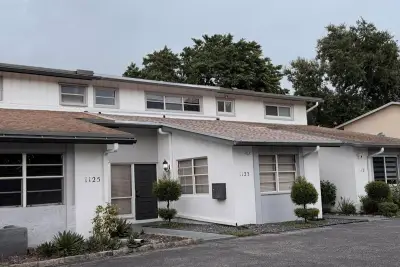 1123 W Prospect Rd, Fort Lauderdale: photo 1 of 16