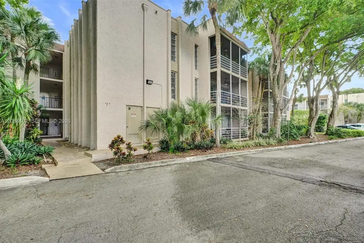 469 N Pine Island Rd #B306, Plantation: photo 1 of 23