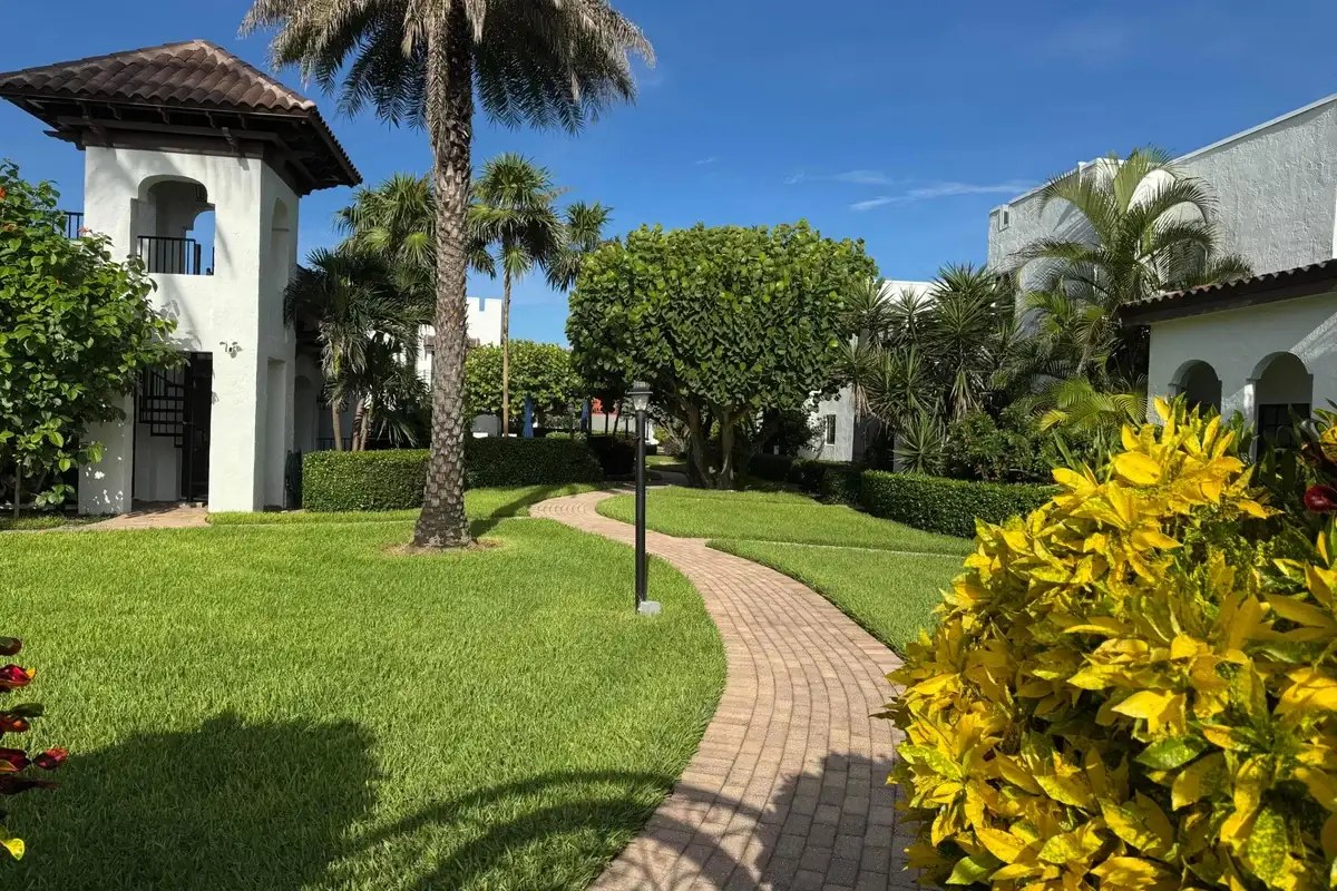 200 S Ocean Blvd, Delray Beach: photo 1 of 1