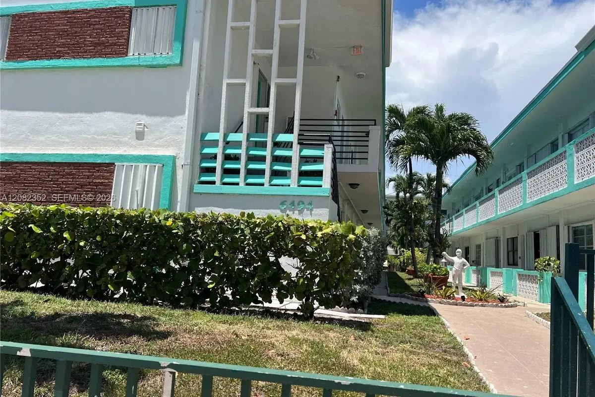 6494 Collins Ave #24, Miami Beach: photo 1 of 16