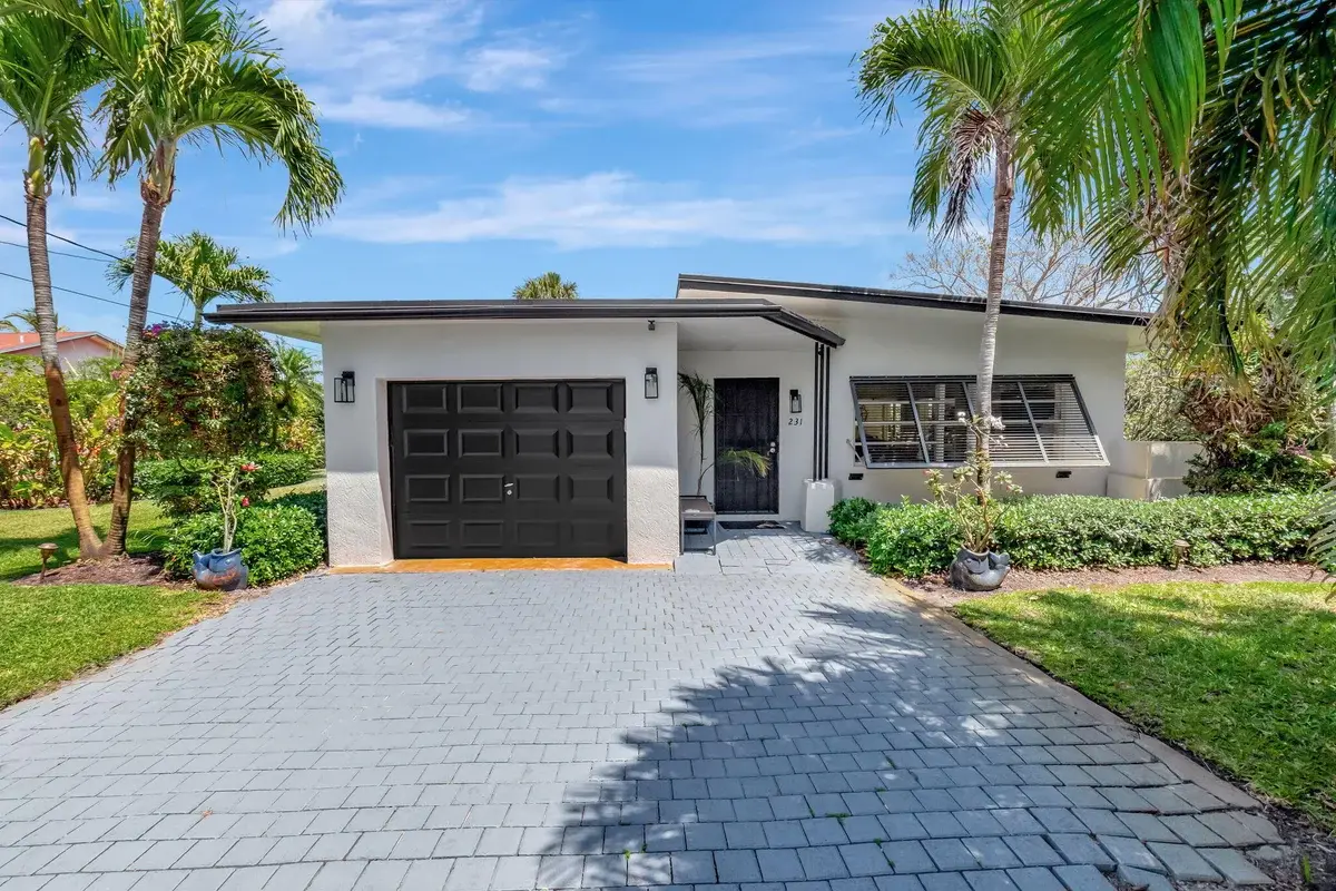 231 SE 3rd Ave, Delray Beach: photo 1 of 28