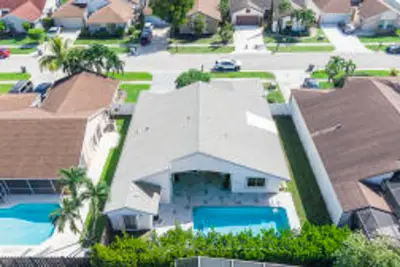 21035 Rustlewood Ave, Boca Raton: photo 1 of 39