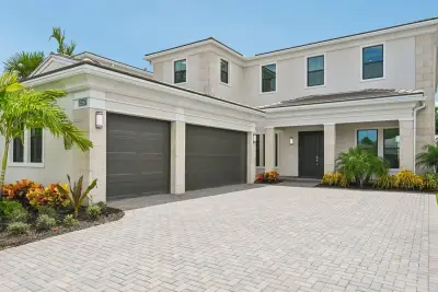 13267 Artisan Cir, Palm Beach Gardens: photo 1 of 39