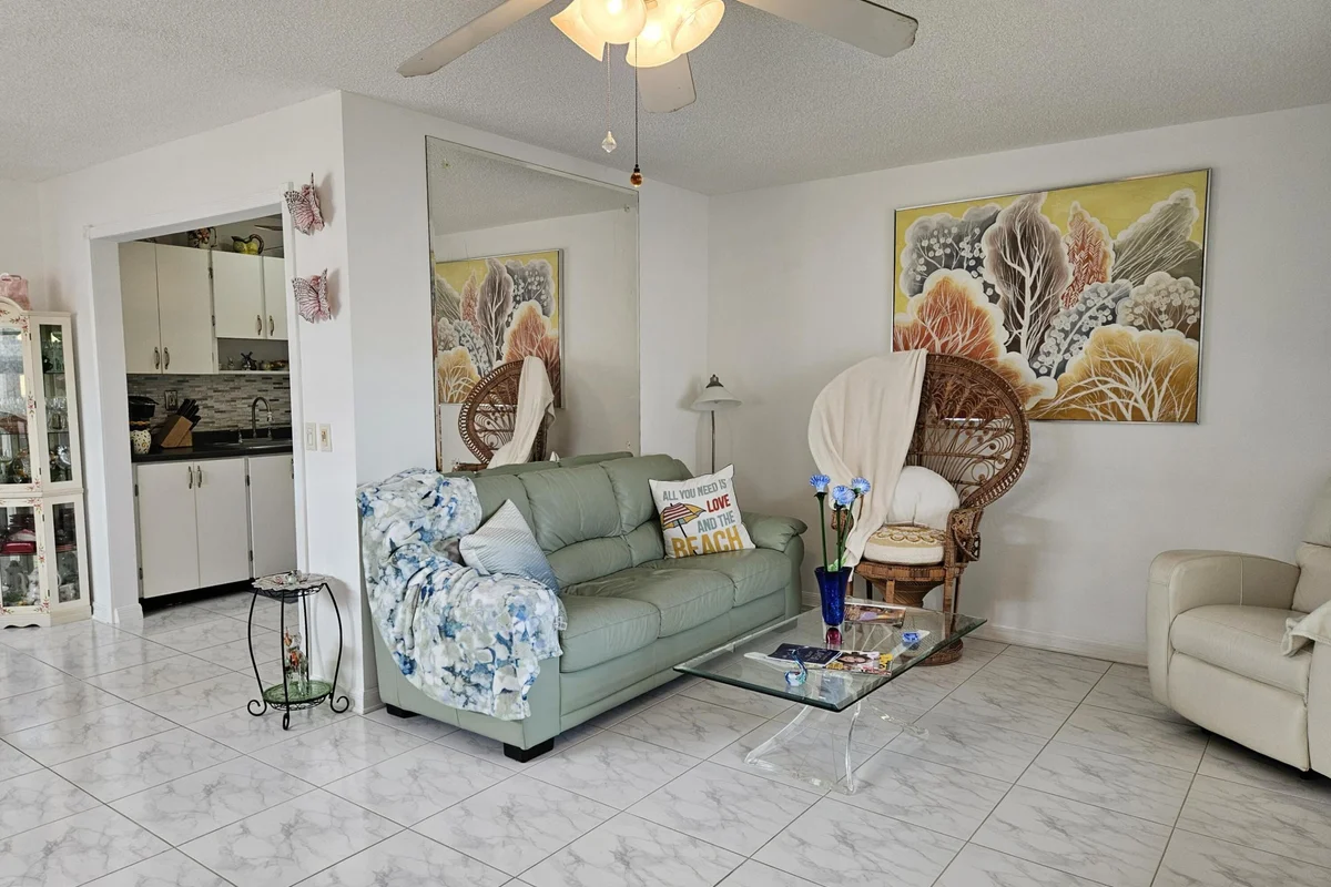 224 Burgundy E, Delray Beach: photo 1 of 13