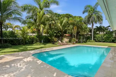 731 NW 4th Ct, Boca Raton: photo 1 of 49
