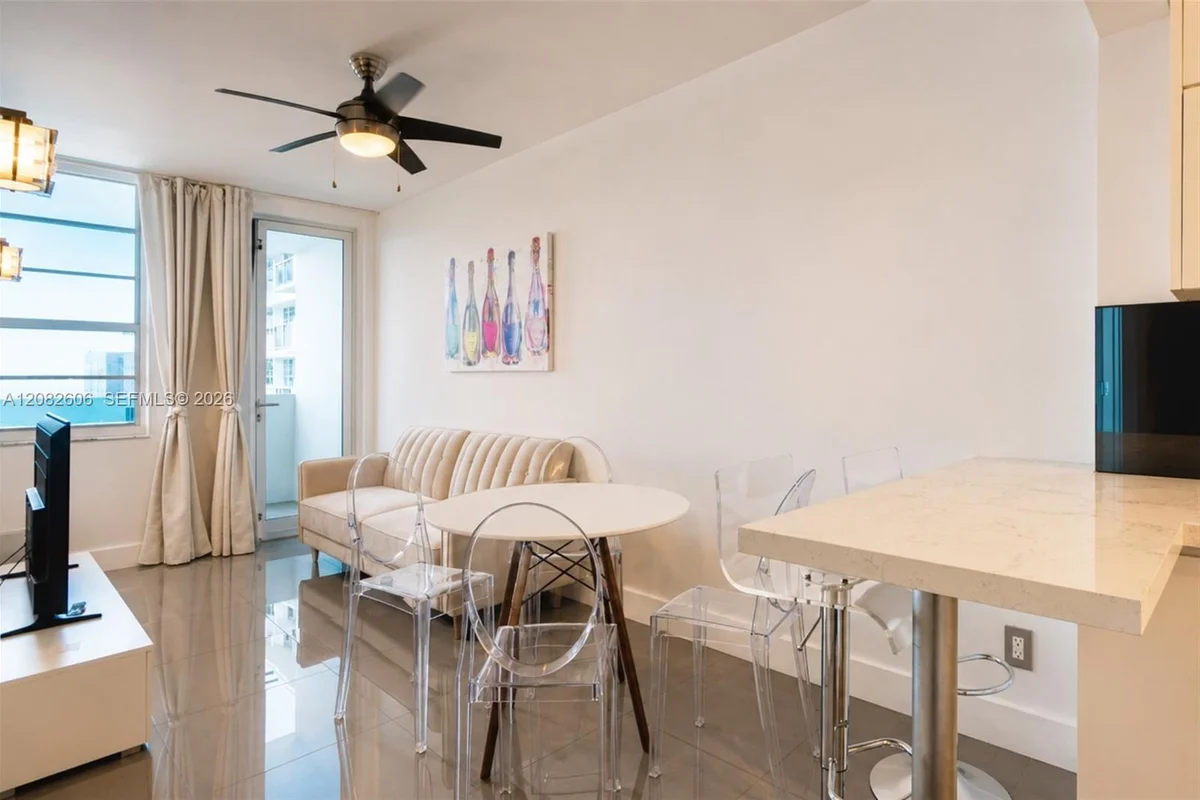 100 Lincoln Rd #1420, Miami Beach: photo 1 of 24