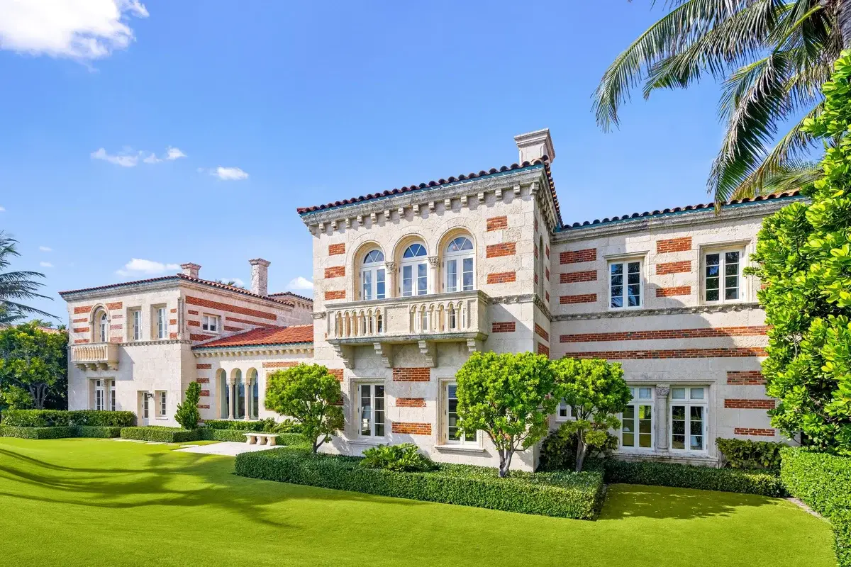 920 S Ocean Blvd, Palm Beach: photo 1 of 34