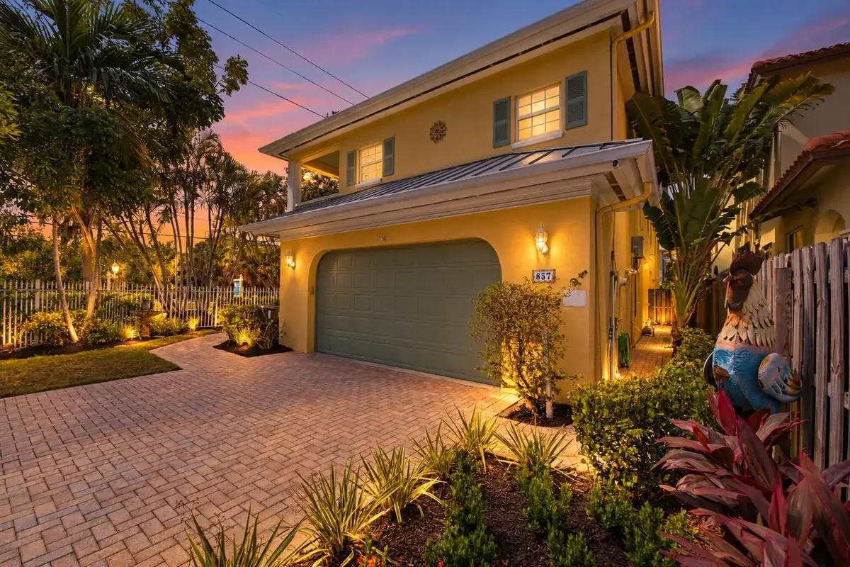857 SW 11th Ct, Fort Lauderdale: photo 1 of 25