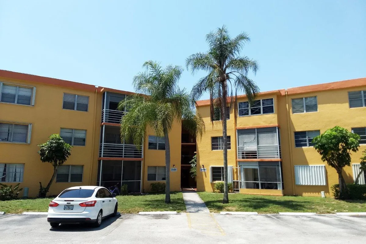 4394 NW 9th #22-3C, Deerfield Beach: photo 1 of 22