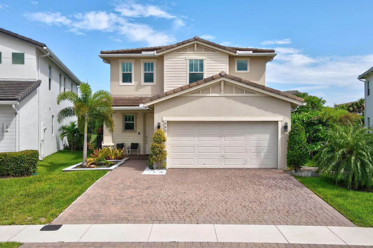 990 Veleiros Blvd, Lighthouse Point: photo 1 of 49