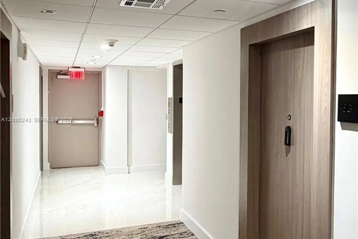 5825 Collins Ave #5G, Miami Beach: photo 1 of 61