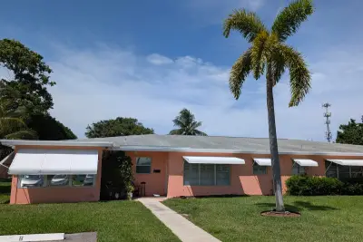 355 Main Blvd #A, Boynton Beach: photo 1 of 32