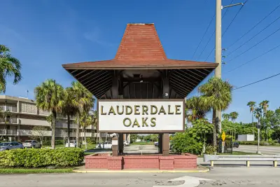 3090 NW 46th Ave, Lauderdale Lakes: photo 1 of 26