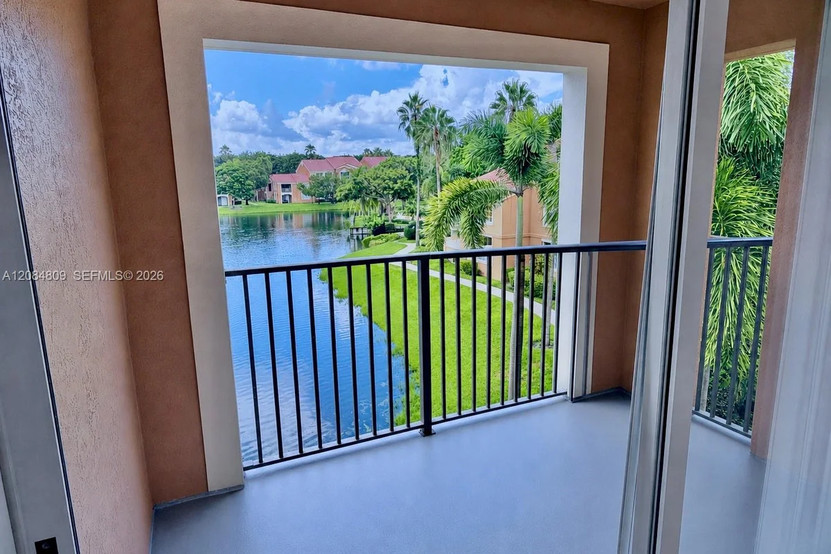 4836 N State Rd 7 #5308, Coconut Creek: photo 1 of 50