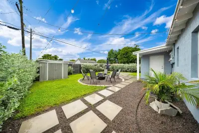 2020 Rutland St, Opa-locka: photo 1 of 41