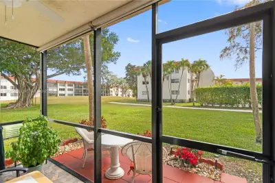 691 S Hollybrook Dr #26-105, Pembroke Pines: photo 1 of 31