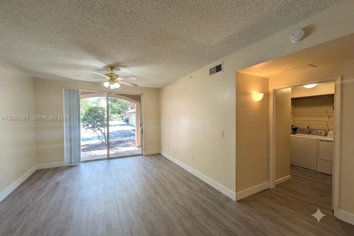 8060 N Nob Hill Rd #101, Tamarac: photo 1 of 15