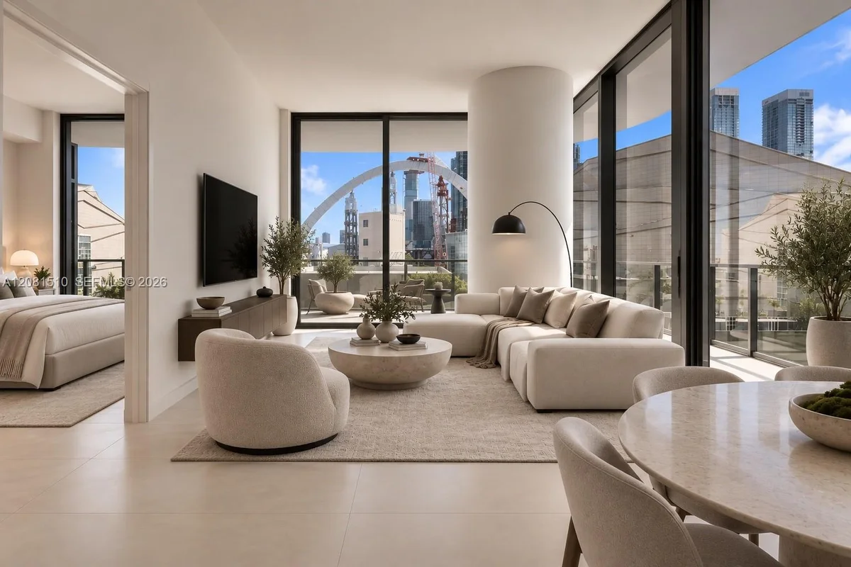 1400 Biscayne Blvd #602, Miami: photo 1 of 39