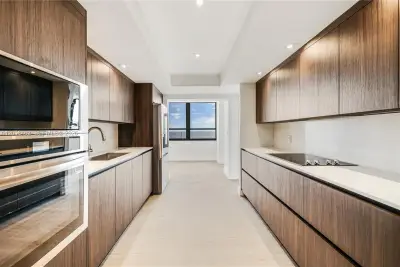 2 Grove Isle Dr #B1602, Miami: photo 1 of 31