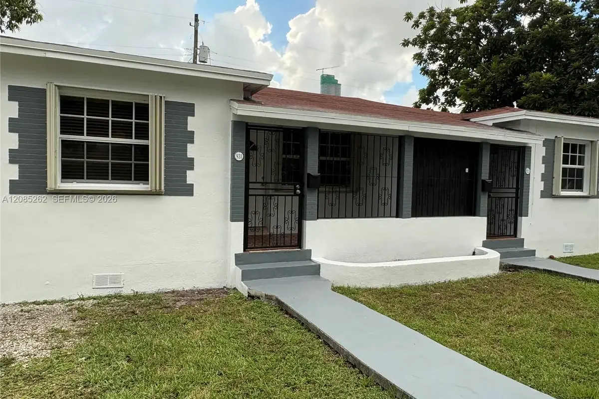 931 SW 6th Ave, Miami: photo 1 of 19