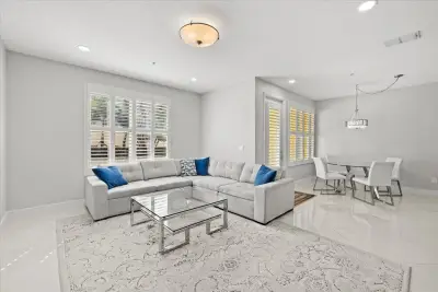 4980 NW 15th Ave, Boca Raton: photo 1 of 51
