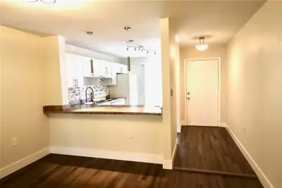 8121 SW 21st Ct, Miramar: photo 1 of 29