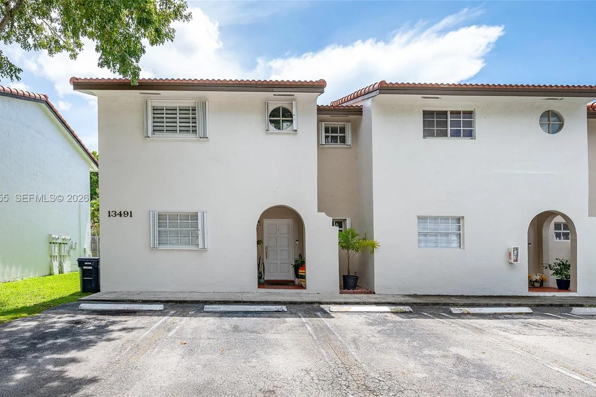 13491 SW 62nd St #2-3, Miami: photo 1 of 30