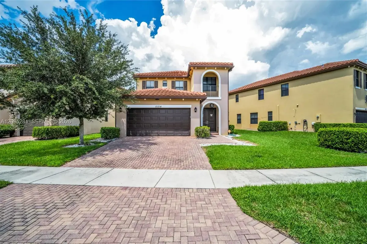 5104 NW 47th St, Tamarac: photo 1 of 39