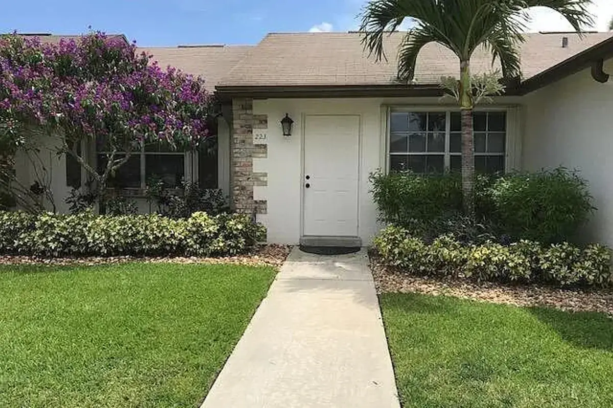 223 Bent Arrow Dr, Jupiter: photo 1 of 17