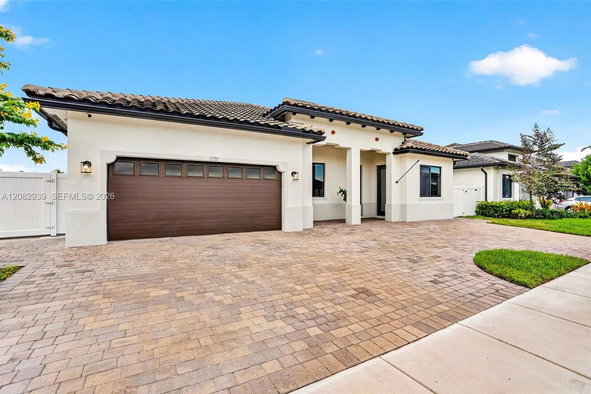 17781 SW 41st St, Miramar: photo 1 of 82