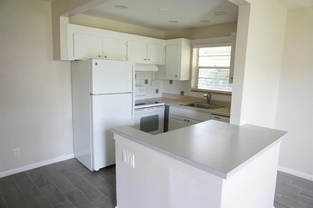 249 Sheffield K, West Palm Beach: photo 1 of 11