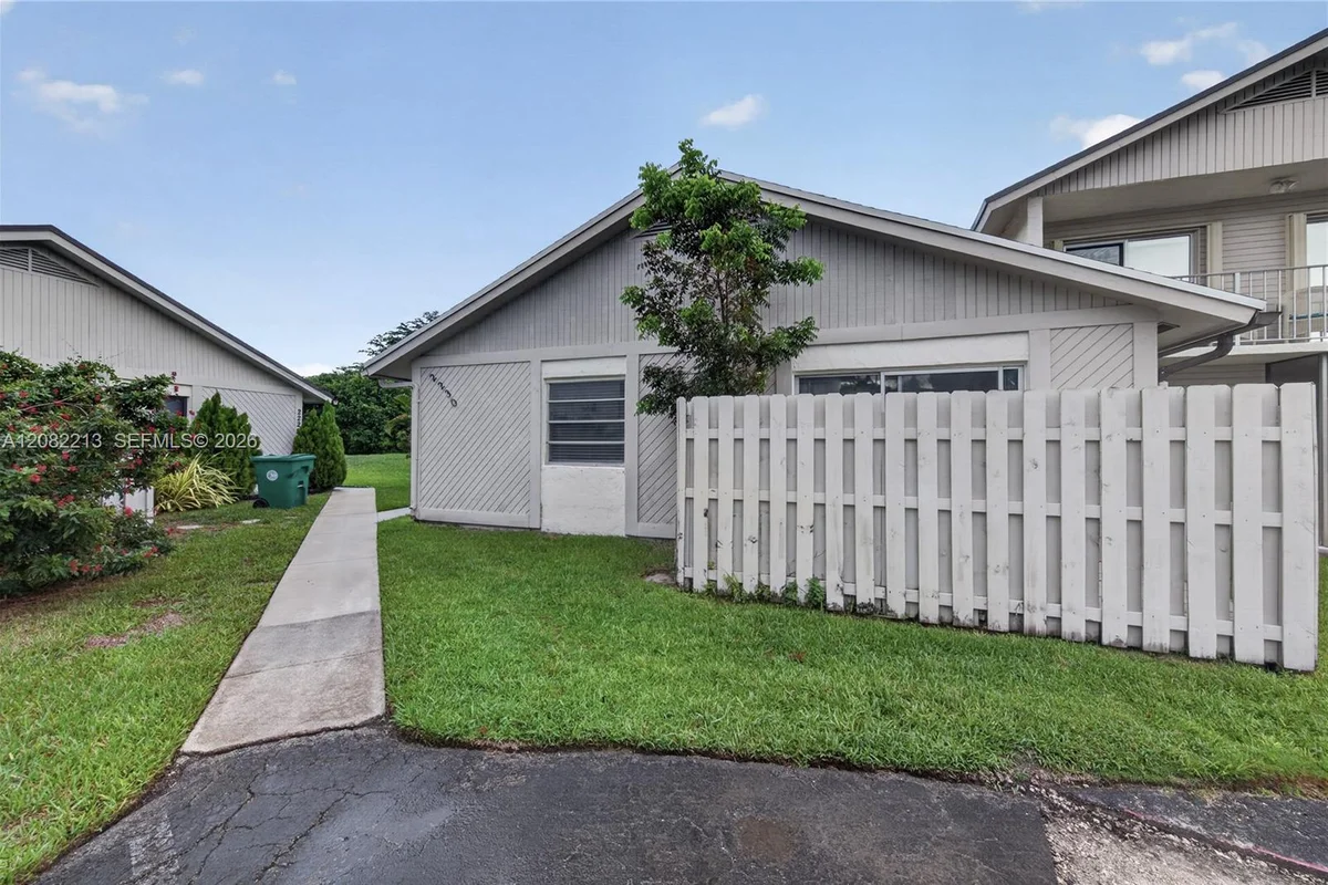 2230 Nova Village Dr, Davie: photo 1 of 44