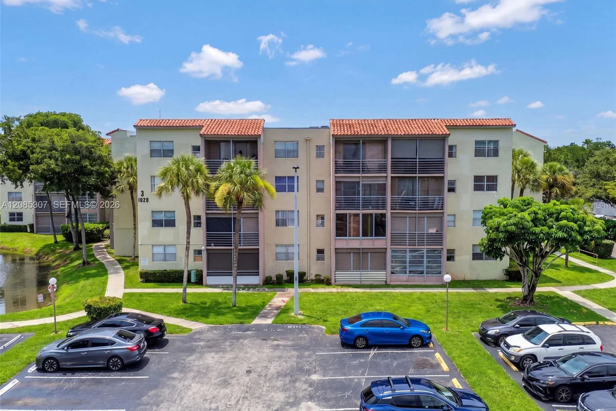 1820 SW 81st Ave #3416, North Lauderdale: photo 1 of 40
