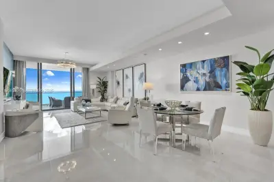 17901 Collins Ave #802, Sunny Isles Beach: photo 1 of 37