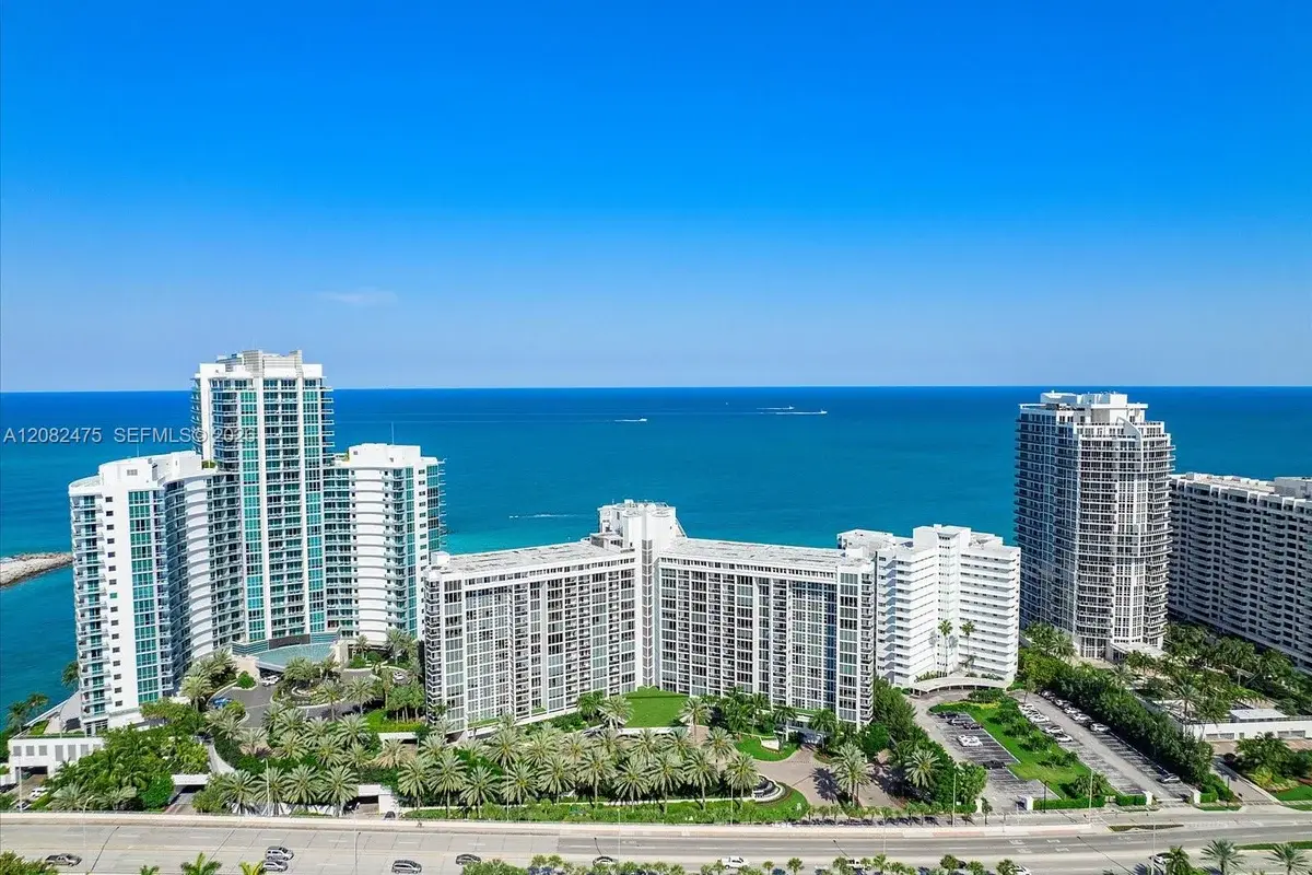 10275 Collins Ave #523, Bal Harbour: photo 1 of 31
