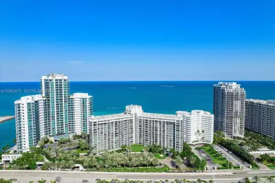 10275 Collins Ave #523, Bal Harbour: photo 1 of 31