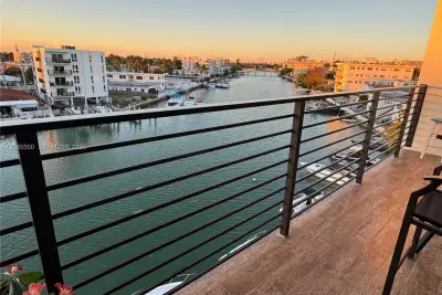 8100 Byron Ave #504, Miami Beach: photo 1 of 35