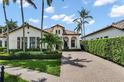 2660 NW 84th Way, Cooper City: photo 1 of 42