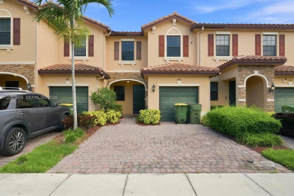 3787 SE 2nd St, Homestead: photo 1 of 35
