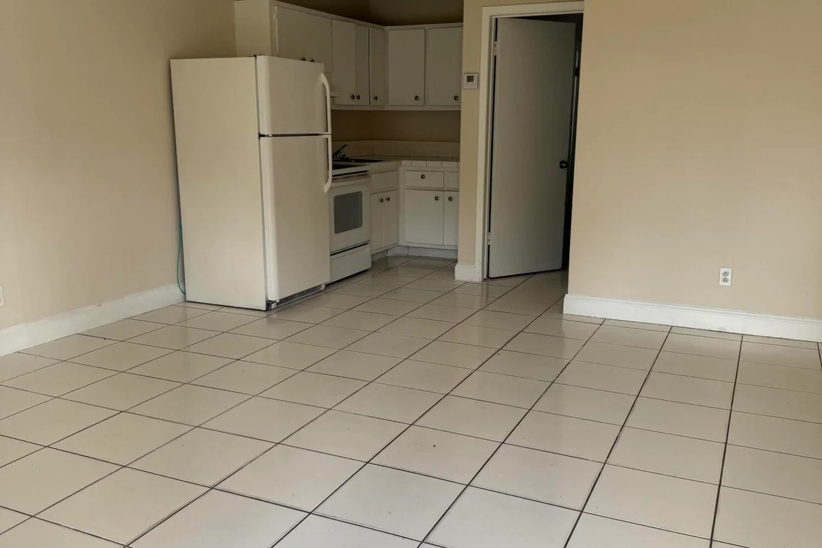 1431 SW 44th Ter #3, Fort Lauderdale: photo 1 of 5